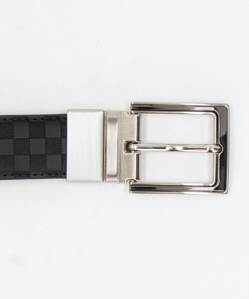 COMME CA ISM(コムサイズム)の「市松大柄 サフィアーノ型押し リバーシブルベルト(ベルト・メンズ・ブラック/ダークブラウン・FREE)」の5枚目の写真