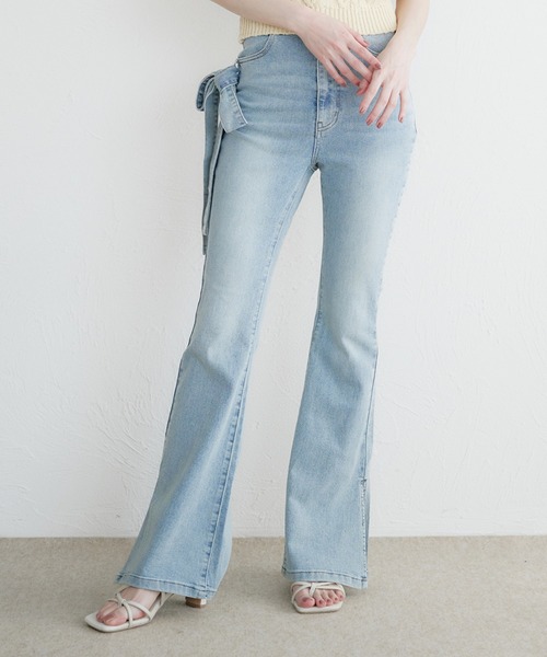fupel(フぺル)の「side ribbon high waist flare denim / サイドリボンハイウエストフレアデニム(デニムパンツ・レディース・グレー/ライトブルー・FREE)」の19枚目の写真