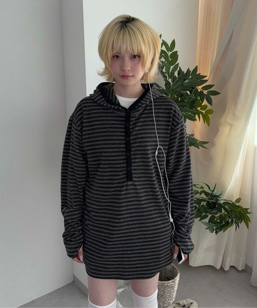 sedacle(セダクル)の「ヘンリースラブフードロンT(Tシャツ/カットソー・レディース・ブラック/カーキ/チャコールグレー・SMALL/LARGE/MEDIUM)」の8枚目の写真