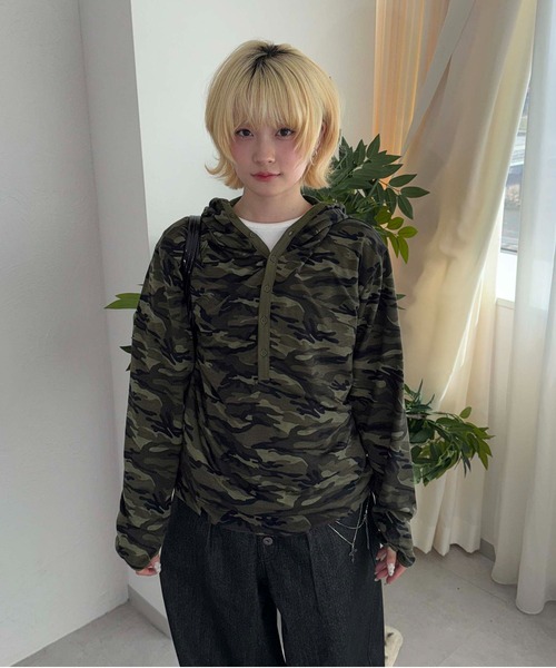 and per se♡フード付きリバーシブルネイビーカモフラージュベスト値下げ❗️ セール】 【軽量】カモフラージュフリース ブルゾン （ブルゾン
