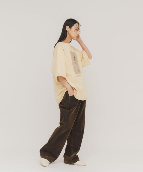 KBF（ケイビーエフ）の「ピンタックフォトプリントTEE（Tシャツ/カットソー・レディース・ネイビー/オフホワイト/イエロー系その他・ONE）」の16枚目の写真