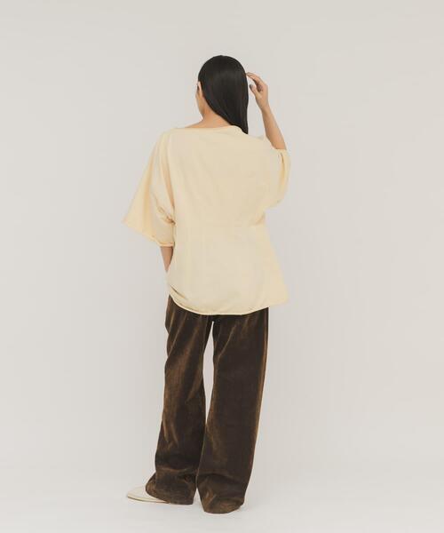 KBF（ケイビーエフ）の「ピンタックフォトプリントTEE（Tシャツ/カットソー・レディース・ネイビー/オフホワイト/イエロー系その他・ONE）」の17枚目の写真