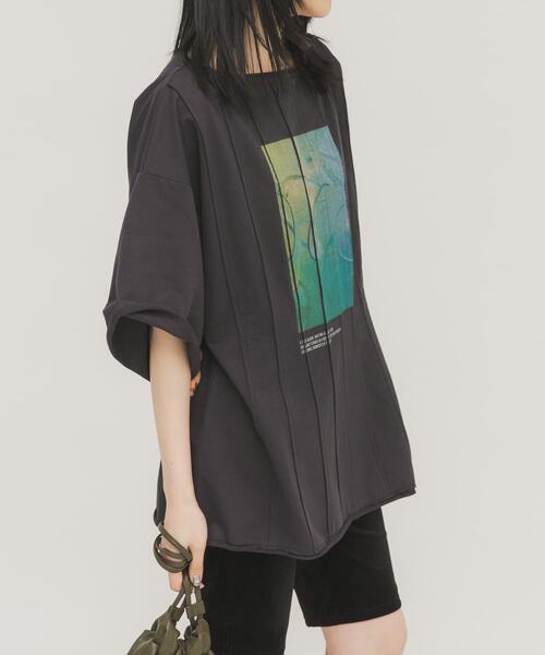 KBF（ケイビーエフ）の「ピンタックフォトプリントTEE（Tシャツ/カットソー・レディース・ネイビー/オフホワイト/イエロー系その他・ONE）」の22枚目の写真