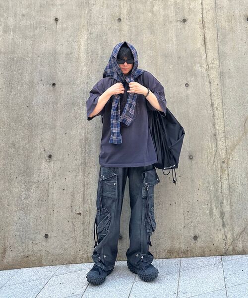 DNSR(ディーエヌエスアール)の「トゥーフェイスマルチカーゴパンツブラック(デニムパンツ・メンズ・その他・LARGE/X-LARGE/MEDIUM/SMALL)」の9枚目の写真