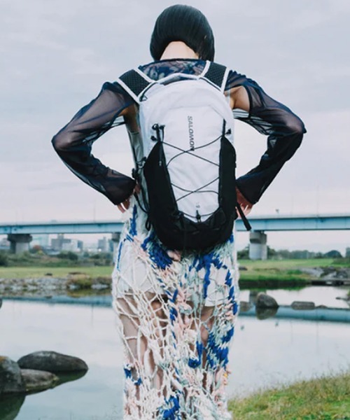 SALOMON（サロモン）の「SALOMON/サロモン バックパック XT 10 エックスティー10L LC2858500/LC2858600/LC2859000（バックパック/リュック・メンズ・カーキオリーブ/ホワイト/ブラック・FREE）」の7枚目の写真