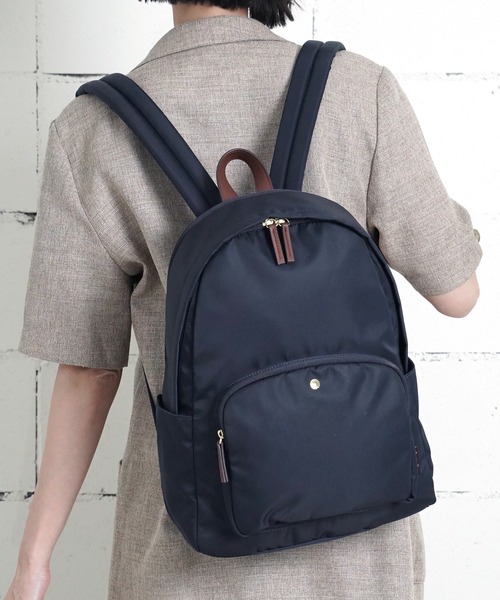 Legato Largo(レガートラルゴ)の「"02"≪Legato Largo≫肩楽 10ポケット/14L ナイロン リュック(バックパック/リュック・レディース・グレー/ライトブラウン/ブラック/ベージュ/ネイビー・ONE SIZE)」の5枚目の写真