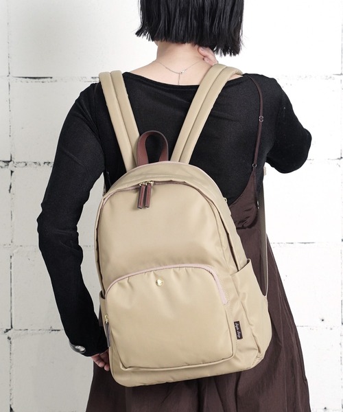 Legato Largo(レガートラルゴ)の「"02"≪Legato Largo≫肩楽 10ポケット/14L ナイロン リュック(バックパック/リュック・レディース・グレー/ライトブラウン/ブラック/ベージュ/ネイビー・ONE SIZE)」の13枚目の写真