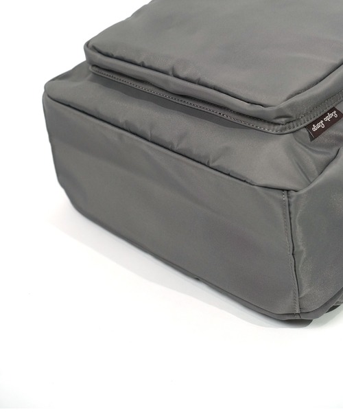 Legato Largo(レガートラルゴ)の「"02"≪Legato Largo≫肩楽 10ポケット/14L ナイロン リュック(バックパック/リュック・レディース・グレー/ライトブラウン/ブラック/ベージュ/ネイビー・ONE SIZE)」の19枚目の写真