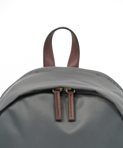 Legato Largo(レガートラルゴ)の「"02"≪Legato Largo≫肩楽 10ポケット/14L ナイロン リュック(バックパック/リュック・レディース・グレー/ライトブラウン/ブラック/ベージュ/ネイビー・ONE SIZE)」の20枚目の写真