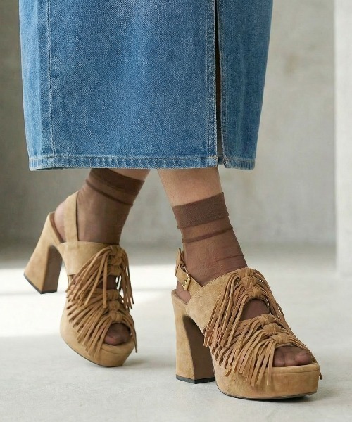 ASH(アッシュ)の「アッシュ【OPRAH】ヒールサンダル チャンキーヒール フリンジ ブラウン アースカラー 厚底 10cmヒール(サンダル・レディース・ブラウン・35/36/37/38)」の1枚目の写真