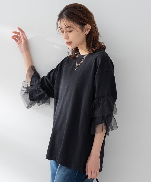 UNTITLED(アンタイトル)の「【Munich】ラッフルスリーブトップス(Tシャツ/カットソー・レディース・ホワイト/ブラック・02)」の1枚目の写真