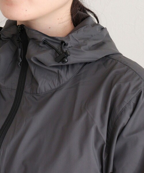 fredy emue（フレディエミュ）の「【TAION/タイオン】BASIC SPORTS W-ZIP LIGHT PK（ブルゾン・レディース・ブラック/チャコールグレー/ライトグレー・38）」の17枚目の写真