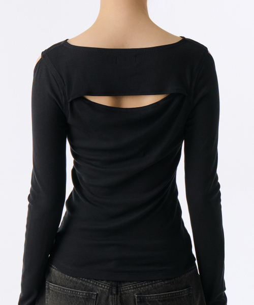MUSINSA STANDARD WOMAN（ムシンサスタンダードウーマン）の「ウィメンズRTスリムカットアウト長袖Tシャツ[ブラック]（Tシャツ/カットソー・レディース・その他・SMALL/X-SMALL/MEDIUM/LARGE）」の2枚目の写真