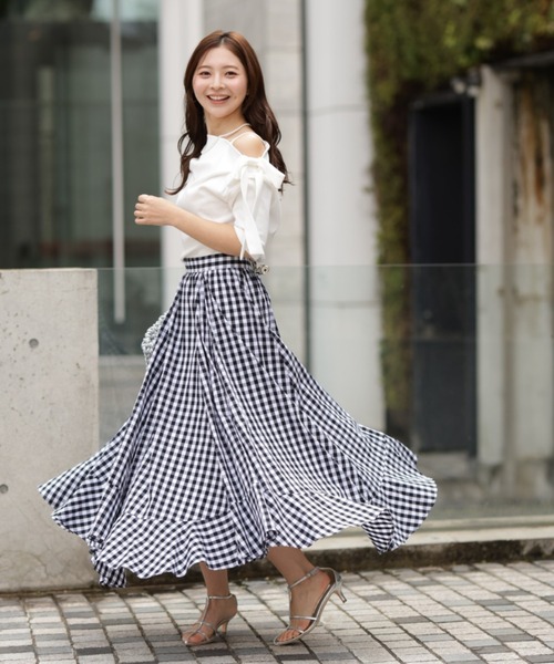 Apuweiser-riche(アプワイザーリッシェ)の「ギンガムエアリー切替スカート(スカート・レディース・ブラック/ネイビー・1/0/2)」の3枚目の写真