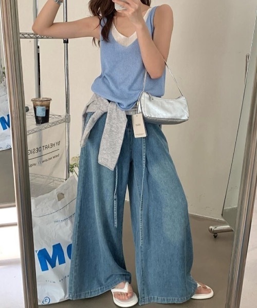 Teem Store（チームストア）の「【５色展開】配色レイヤード風ニットキャミソール（キャミソール・レディース・イエロー/ホワイト/レッド/ブラック/ブルー・F）」の10枚目の写真