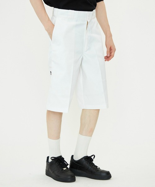 Dickies(ディッキーズ)の「Dickies/ディッキーズ 13" ワークショーツ ルーズフィット "42283"(チノパンツ・メンズ・ホワイト/ブラック/ライトベージュ/ダークグリーン/ヘザーチャコール/チャコールグレー/パープル/イエロー/オレンジ/ロイヤルブルー/ネイビー/レッド/グリーン/ピンク/ダークブラウン/オリーブ/カーキ・34/36/28/30/32)」の19枚目の写真