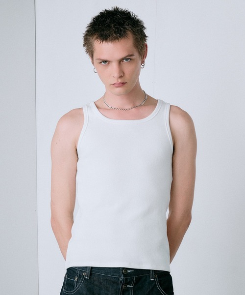 Regen Glanz(レーゲングランツ)の「modern standard rib tank top / モダンスタンダードリブタンクトップ(タンクトップ・メンズ・ブラック/ライトホワイト・MEDIUM/LARGE/SMALL)」の1枚目の写真