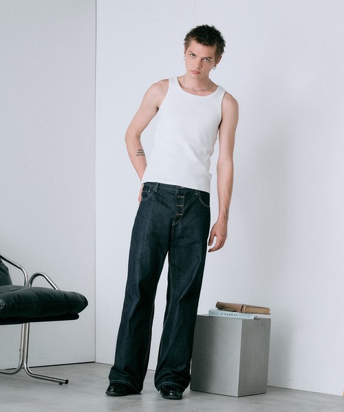 Regen Glanz(レーゲングランツ)の「modern standard rib tank top / モダンスタンダードリブタンクトップ(タンクトップ・メンズ・ブラック/ライトホワイト・MEDIUM/LARGE/SMALL)」の10枚目の写真