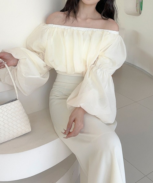 Jasmine Grandiflorum（ジャスミングランディフローラム）の「【Jasmine】オフショルグロップド丈ブラウス（シャツ/ブラウス・レディース・アイボリー/ブラック/パープル・FREE）」の5枚目の写真