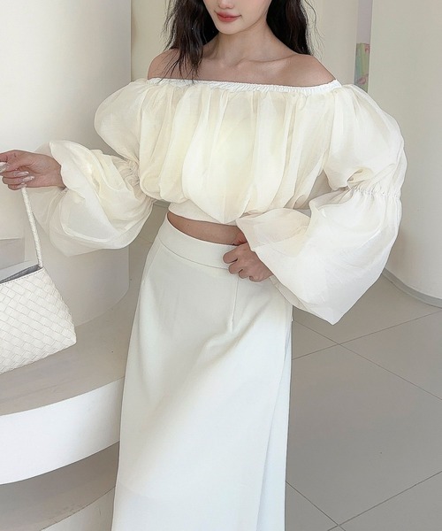 Jasmine Grandiflorum（ジャスミングランディフローラム）の「【Jasmine】オフショルグロップド丈ブラウス（シャツ/ブラウス・レディース・アイボリー/ブラック/パープル・FREE）」の6枚目の写真
