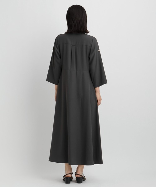 Andemiu(アンデミュウ)の「【WEB限定】キンボタンサファリワンピース半袖685208(ワンピース・レディース・チャコールグレー/ブラウン/ネイビー・FREE)」の19枚目の写真