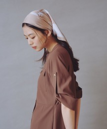 Andemiu（アンデミュウ）の「【WEB限定】キンボタンサファリワンピース半袖685208（ワンピース）」