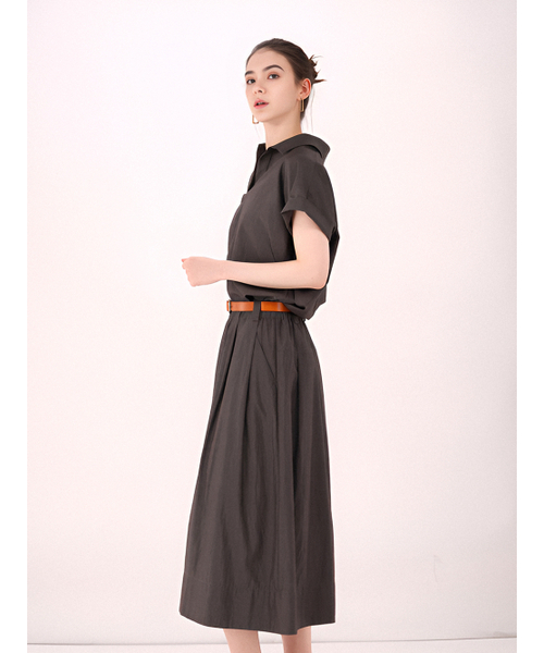 ACUD(アクド)の「Half Sleeve Glossy Set-up _Brown(ワンピース・レディース・ブラウン・FREE)」の3枚目の写真