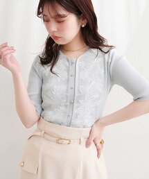 natural couture（ナチュラルクチュール）の「前あき風レースニット（ニット/セーター）」