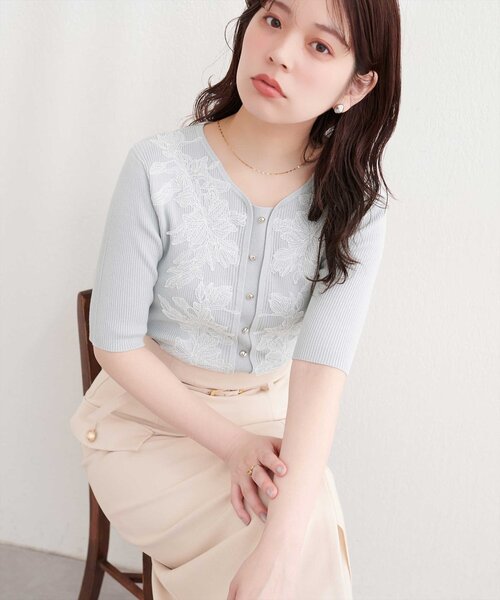 natural couture(ナチュラルクチュール)の「前あき風レースニット(ニット/セーター・レディース・ライトグレー/ミント/ベージュ/オフホワイト/ブラック・FREE)」の19枚目の写真