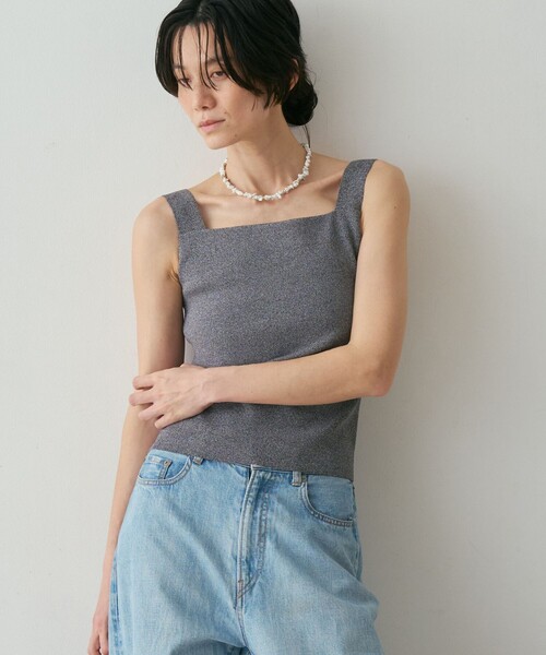 qualite(カリテ)の「【接触冷感・セットアップ対応】レーヨンストレッチニットノースリーブ 夏服 キャミソール きれいめ(Tシャツ/カットソー・レディース・グレー系その他2/ダークベージュ・フリー)」の1枚目の写真