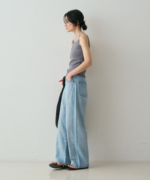 qualite(カリテ)の「【接触冷感・セットアップ対応】レーヨンストレッチニットノースリーブ 夏服 キャミソール きれいめ(Tシャツ/カットソー・レディース・グレー系その他2/ダークベージュ・フリー)」の6枚目の写真