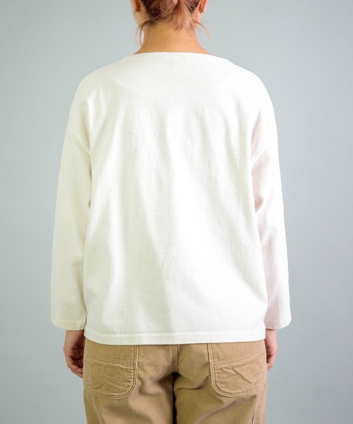 OMNIGOD（オムニゴッド）の「[OMNIGOD womens / オムニゴッド] ８/天竺 ボートネックマニッシュＴシャツ（Tシャツ/カットソー・レディース・ブラック/アイボリー/グレー・FREE）」の16枚目の写真