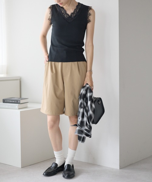 yuue' ( wear )(ユーイ)の「Vネックレース付きサマーリブニットタンクトップ(タンクトップ・レディース・ブラック/ホワイト・FREE)」の11枚目の写真