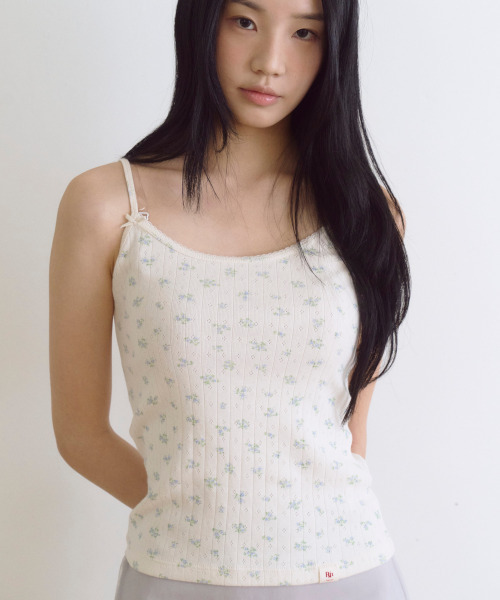 ROGIN N ROSIE(ロギンエンロージー)の「Shoulder Ribbon Point Sleeveless Ivory(Tシャツ/カットソー・レディース・その他・FREE)」の2枚目の写真