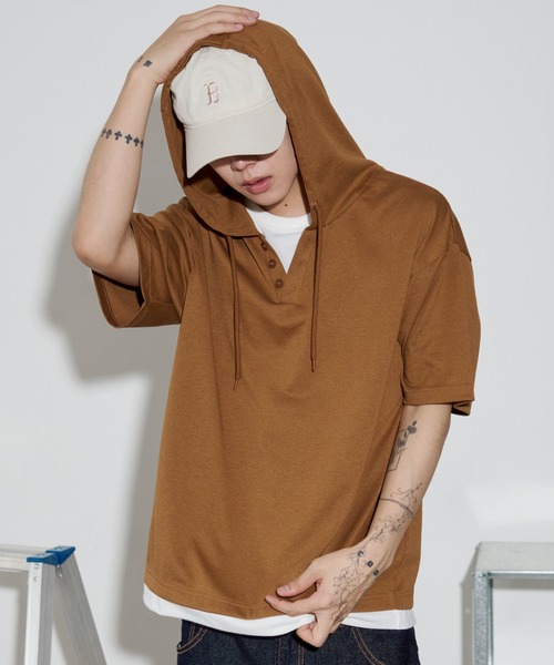 WEGO(ウィゴー)の「WEGO/フェイクレイヤードTパーカー(Tシャツ/カットソー・メンズ・ブラック/ブラウン/ネイビー・LARGE/MEDIUM)」の3枚目の写真