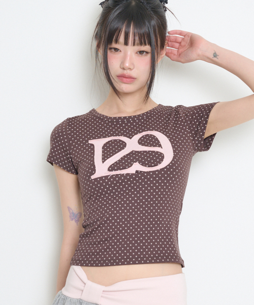 ILLIGO(イリゴ)の「129ロゴパッチフィッテッドTシャツブラウンドット(Tシャツ/カットソー・レディース・その他・OS)」の3枚目の写真