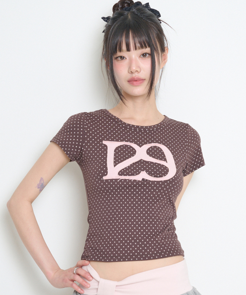 ILLIGO(イリゴ)の「129ロゴパッチフィッテッドTシャツブラウンドット(Tシャツ/カットソー・レディース・その他・OS)」の7枚目の写真