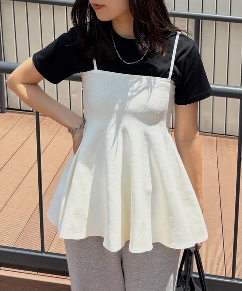 ISOOK(アイスー)の「【ISOOK / アイスー】ニットペプラムキャミソール / キャミビスチェ チュニック レイヤード 重ね着 総針編み サマーニット ZOZOTOWN限定(キャミソール・レディース・ブラック/アイボリー・FREE)」の17枚目の写真