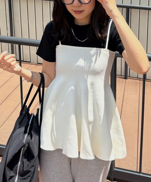 ISOOK(アイスー)の「【ISOOK / アイスー】ニットペプラムキャミソール / キャミビスチェ チュニック レイヤード 重ね着 総針編み サマーニット ZOZOTOWN限定(キャミソール・レディース・ブラック/アイボリー・FREE)」の18枚目の写真
