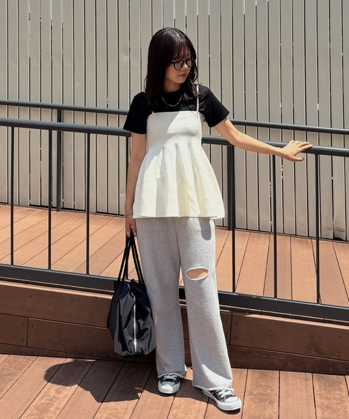 ISOOK(アイスー)の「【ISOOK / アイスー】ニットペプラムキャミソール / キャミビスチェ チュニック レイヤード 重ね着 総針編み サマーニット ZOZOTOWN限定(キャミソール・レディース・ブラック/アイボリー・FREE)」の19枚目の写真