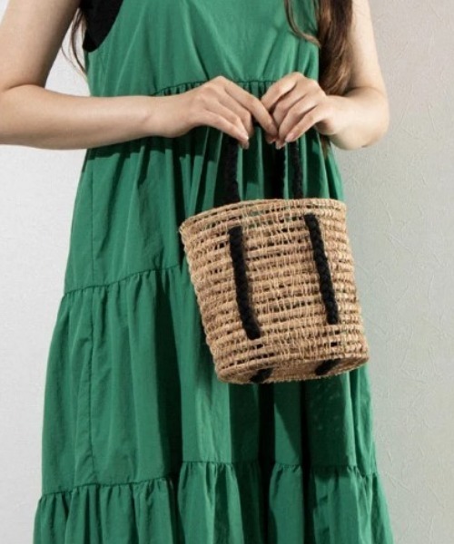 EARTH MADE(アースメイド)の「PALM COTTON TOTE(かごバッグ・レディース・ブラック/アイボリー・FREE)」の1枚目の写真