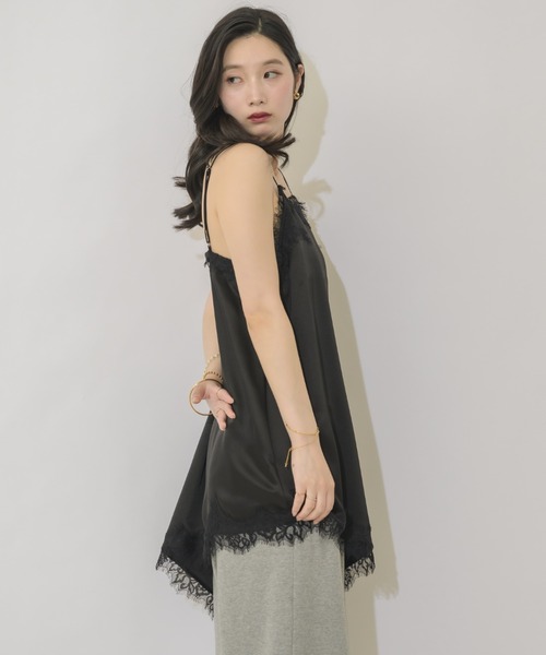 NEUNA(ヌナ)の「アシメサテンレースキャミソール(キャミソール・レディース・アイボリー/ブラック・FREE)」の21枚目の写真