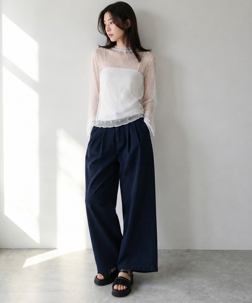 aimoha(アイモハ)の「小花柄プチハイネック長袖シアートップス(Tシャツ/カットソー・レディース・ブラック/ホワイト・M)」の6枚目の写真