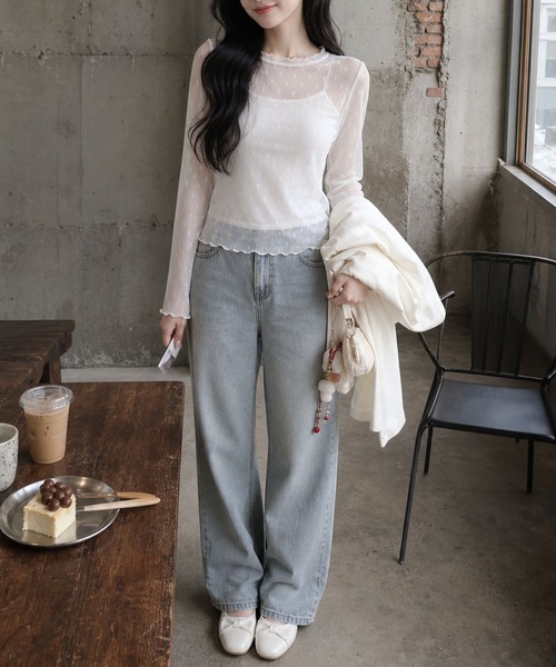 aimoha(アイモハ)の「小花柄プチハイネック長袖シアートップス(Tシャツ/カットソー・レディース・ブラック/ホワイト・M)」の11枚目の写真