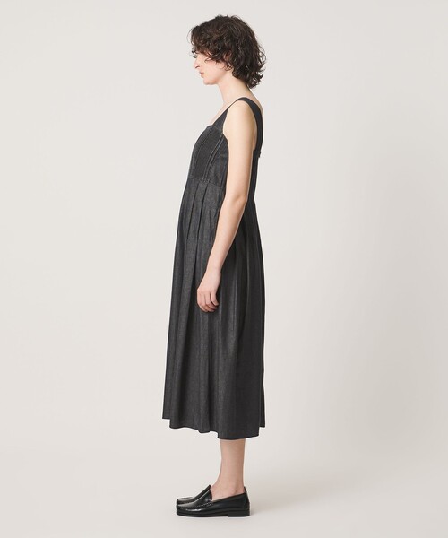 Pheeta(フィータ)の「<Pheeta>Trinity デニム キャミソール ワンピース / 016C-27D(ワンピース・レディース・ネイビー/ブラック・FREE)」の20枚目の写真