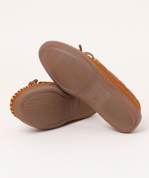 Minnetonka(ミネトンカ)の「MINNETONKA(ミネトンカ) / ボアモカシン PILE LINED HARDSOLE(モカシン/デッキシューズ・レディース・チャコールグレー/ブラウン/タン・8/7/5)」の5枚目の写真
