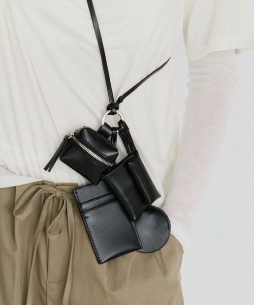 arholiday.standard(エーアールホリデースタンダード)の「multi-way neck shoulder bag / マルチウェイネックショルダーバッグ(ショルダーバッグ・レディース・ブラック・FREE)」の2枚目の写真