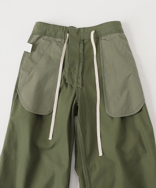 Spick & Span（スピックアンドスパン）の「ラチネバックイージーストレートパンツ（その他パンツ・レディース・カーキ/ボルドー/ベージュ・34/38/36）」の9枚目の写真