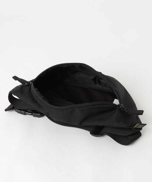 WILD THINGS(ワイルドシングス)の「【WILD THINGS】FANNY PACK M W7004(ボディバッグ/ウエストポーチ・メンズ・ネイビー/カーキ/ブラック・FREE)」の6枚目の写真