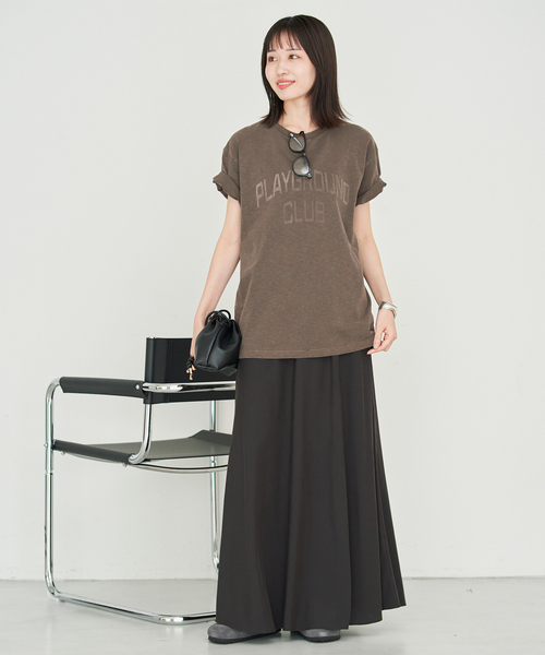SLOBE IENA(スローブイエナ)の「スラブピグメントロゴTEE(Tシャツ/カットソー・レディース・ブラウン/アイボリー/ブラック系その他・FREE)」の6枚目の写真